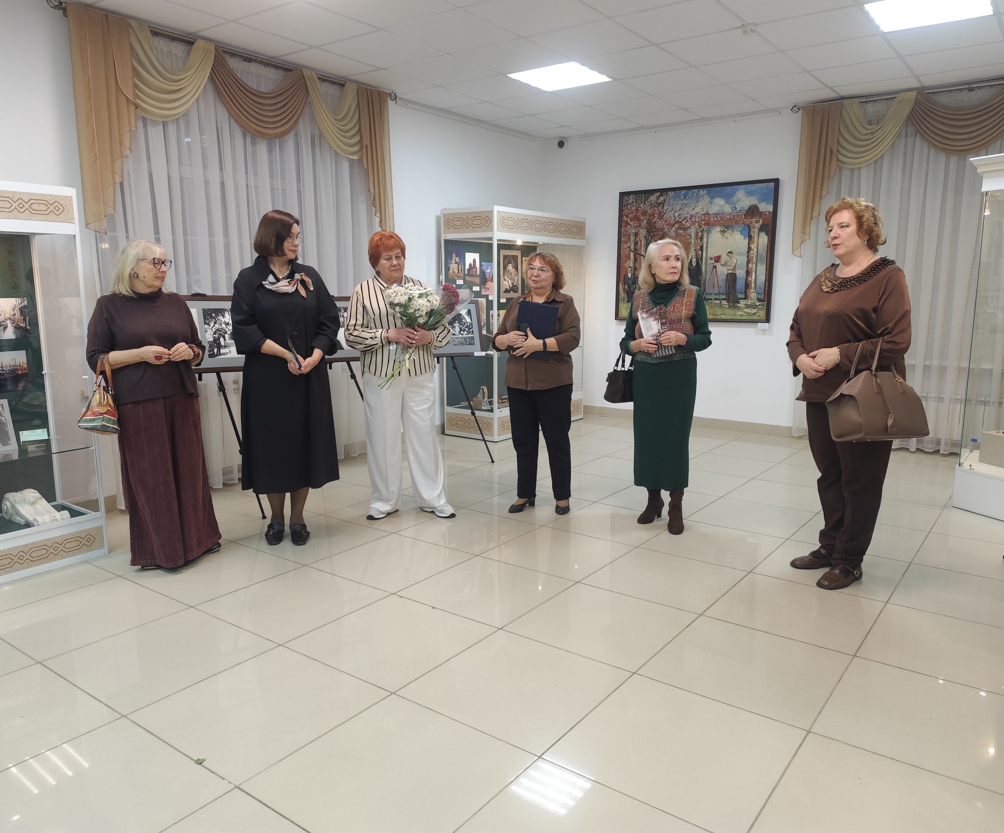 Открытие выставки «Карп Пашиньян: по ту сторону объектива» открытие выставки «Карп Пашиньян: по ту сторону объектива»