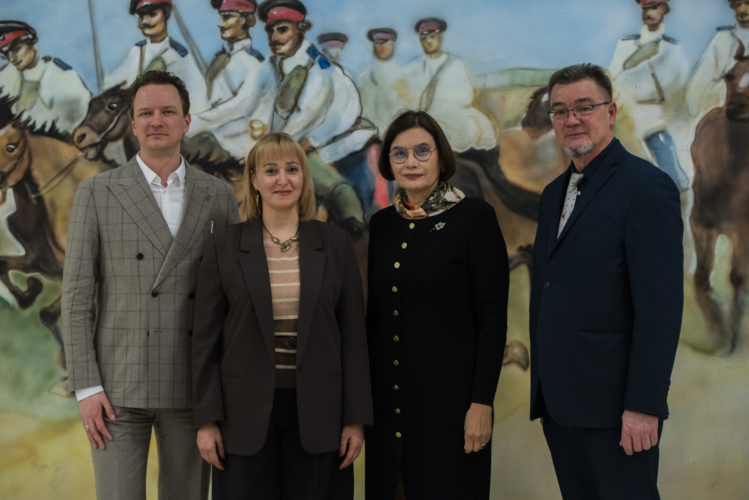 Открытие выставки «Опора и надёжа Государства российского» из фондов Ростовского областного музея краеведения в Южно-Сахалинске Открытие выставки «Опора и надёжа Государства российского» из фондов Ростовского областного музея краеведения в Южно-Сахалинске