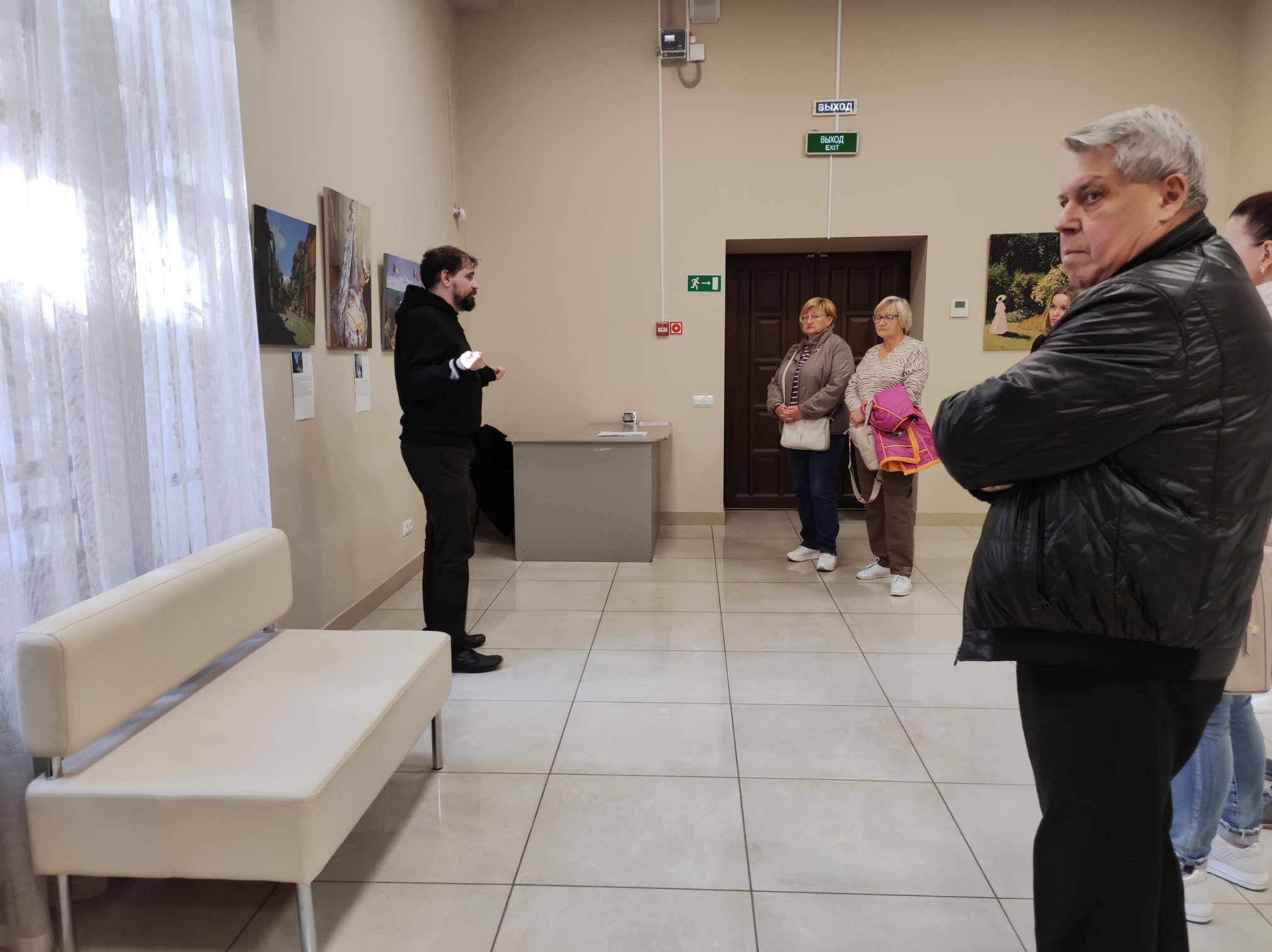 Выставка репродукций картин одного из основателей импрессионизма - Клода Моне 