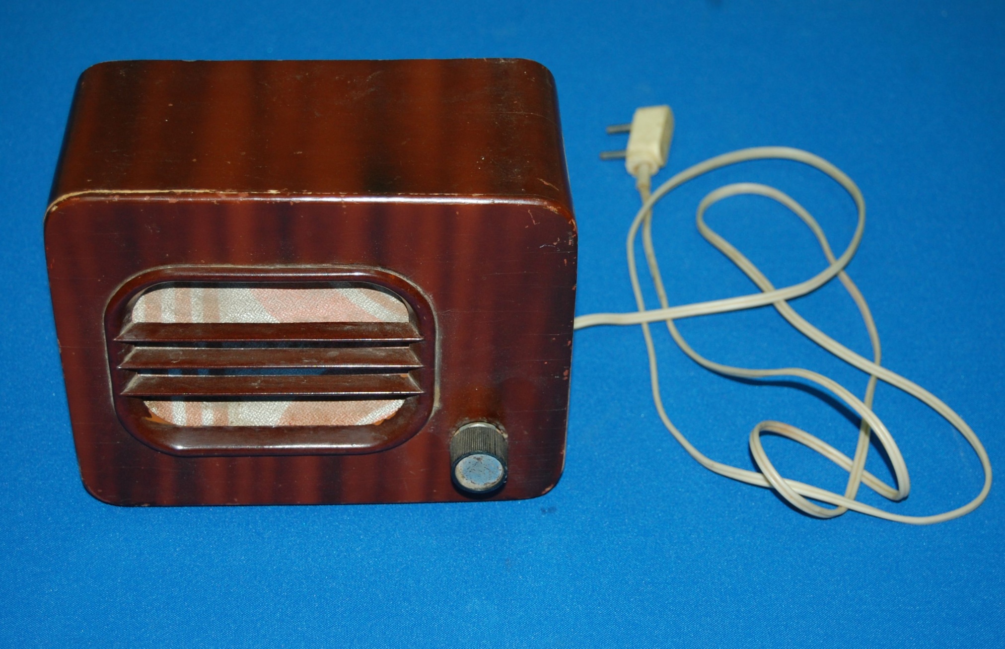 Радиоприёмник сетевой. СССР. 1946–1957 гг.