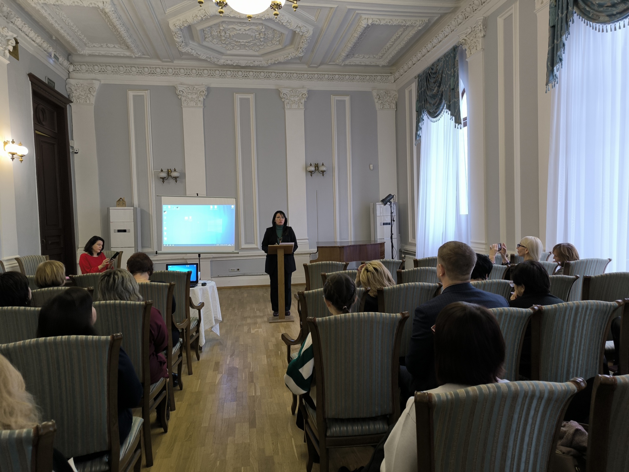 Шевченко Елена Ивановна специалист-эксперт министерства культуры РО Шевченко Елена Ивановна специалист-эксперт министерства культуры РО