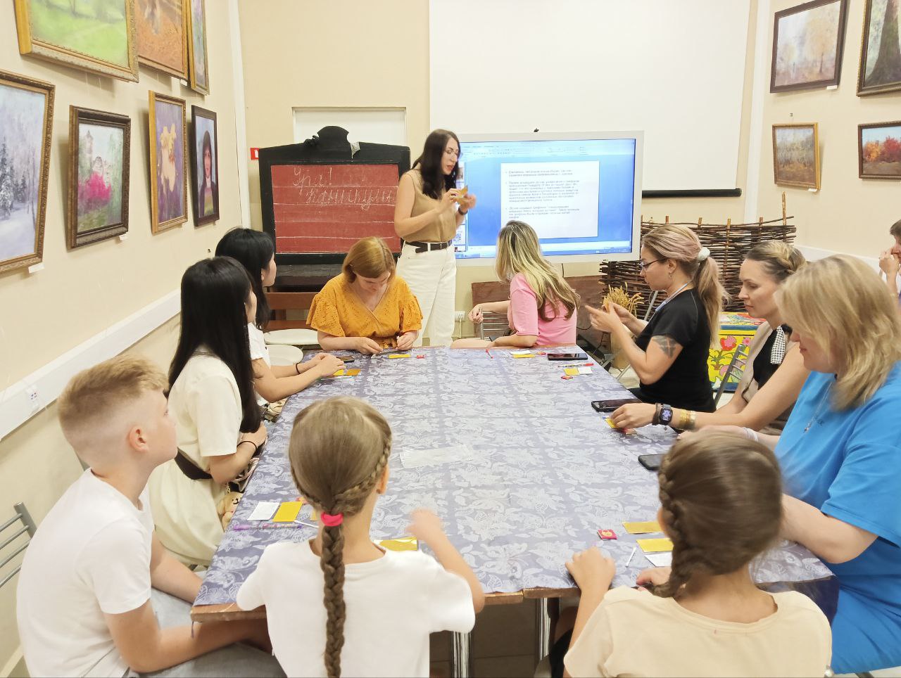 изготовление копий музейных предметов в технике чеканки по фольге изготовление копий музейных предметов в технике чеканки по фольге